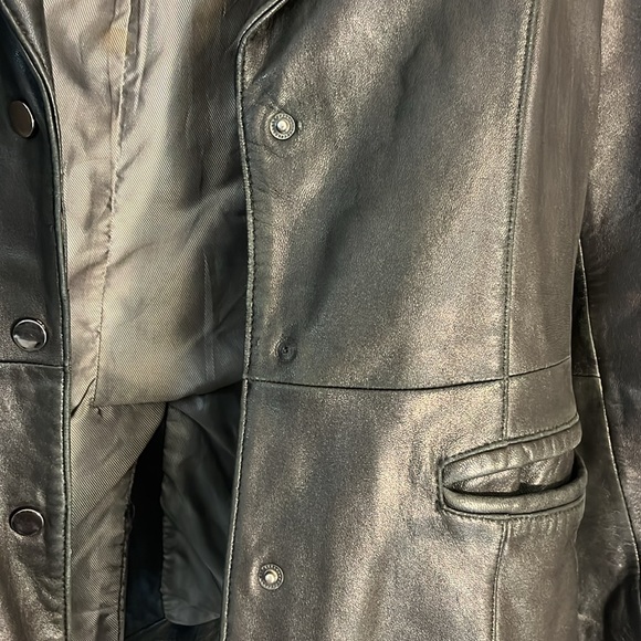 Gallery 100% Genuine Leather Women’s Blazer/Jacket. Size Large. - Picture 8 of 12